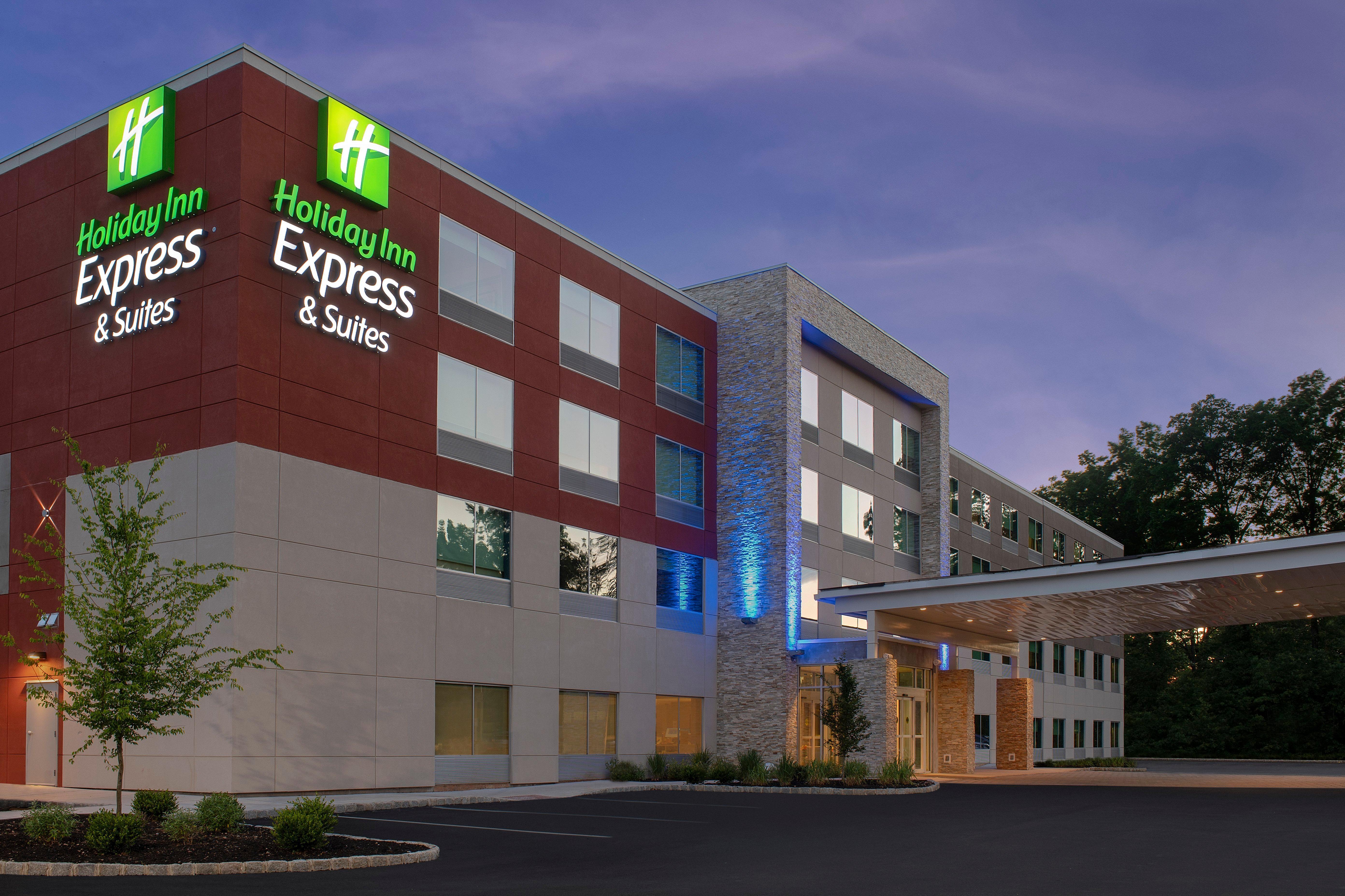 Holiday Inn Express & Suites Kingsland I-95-Naval Base Area By Ihg Exterior photo