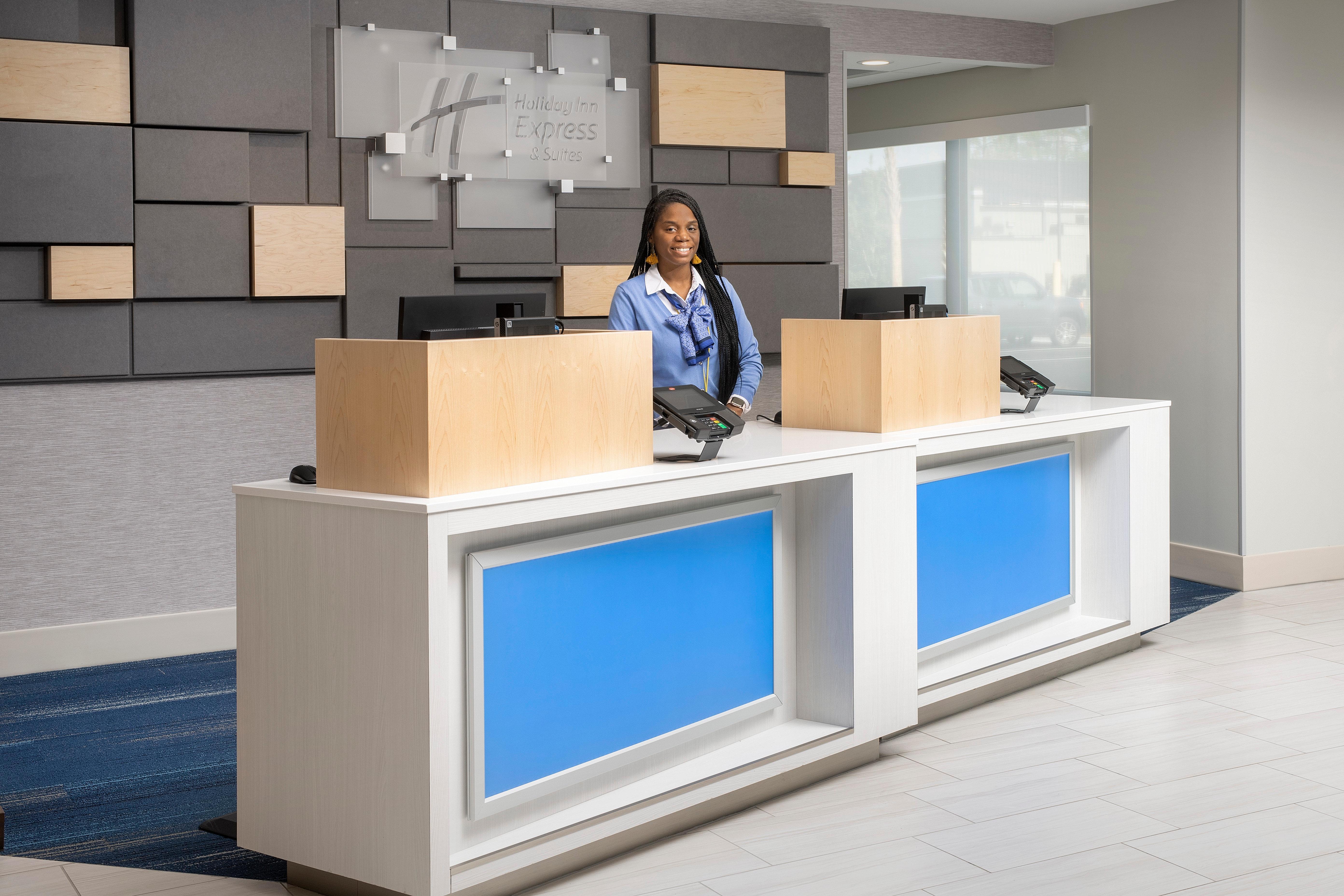 Holiday Inn Express & Suites Kingsland I-95-Naval Base Area By Ihg Exterior photo